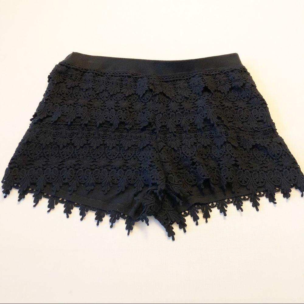 Express Black Lace Inlay Stretch Mini Shorts Small